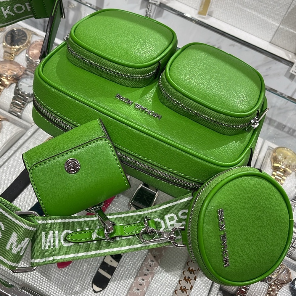 Michael Kors Jet Set Leather Medium Crossbody Bag with Case for Apple Airpods Pr - Picture 7 of 16